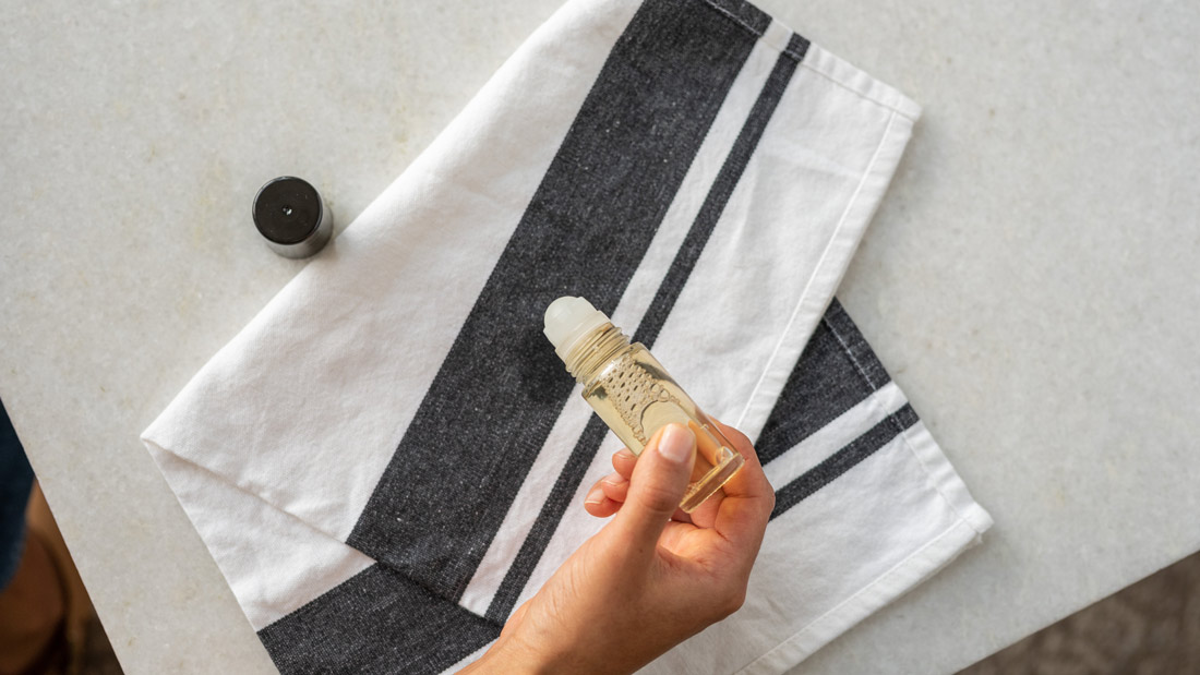 How To Use Essential Oils For Laundry Dōterra Essential Oils